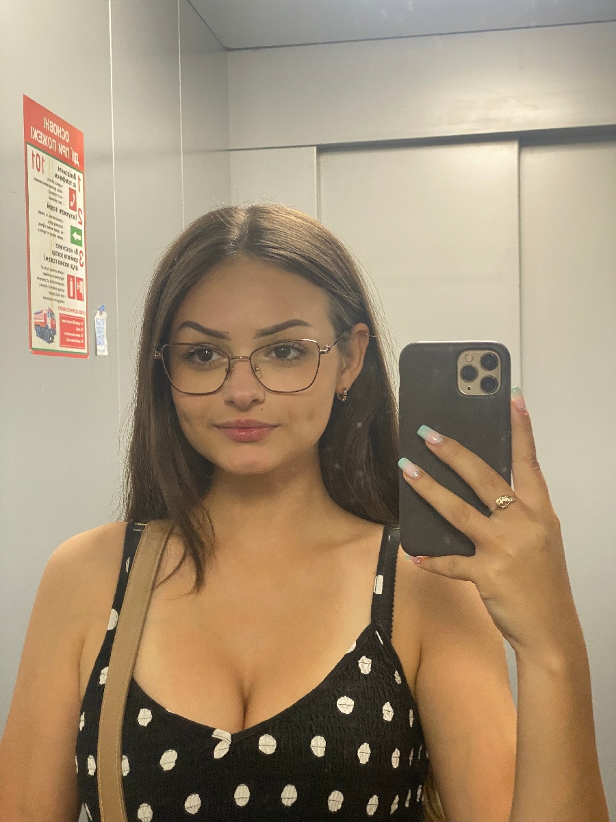 Sexy model Stacy in Casablanca